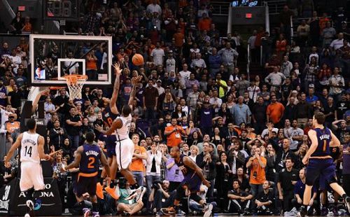  湖人季前赛表现抢眼，新赛季阵容磨合成焦点  